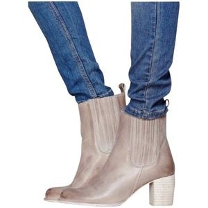 Jeffrey Campbell Hulton Grey Leather Chelsea Distressed Booties